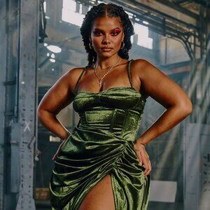 Pretty Little Thing - Emerald Green KHAKI VELVET STRUCTURE CORSET TOP
